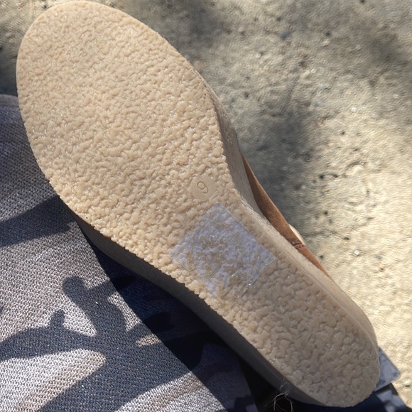 Brown boots size 9 warm - Picture 3 of 3